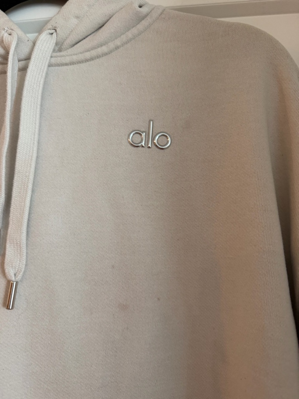 Alo Accolade Hoodie, Bone, Size M - Picture 5 of 5